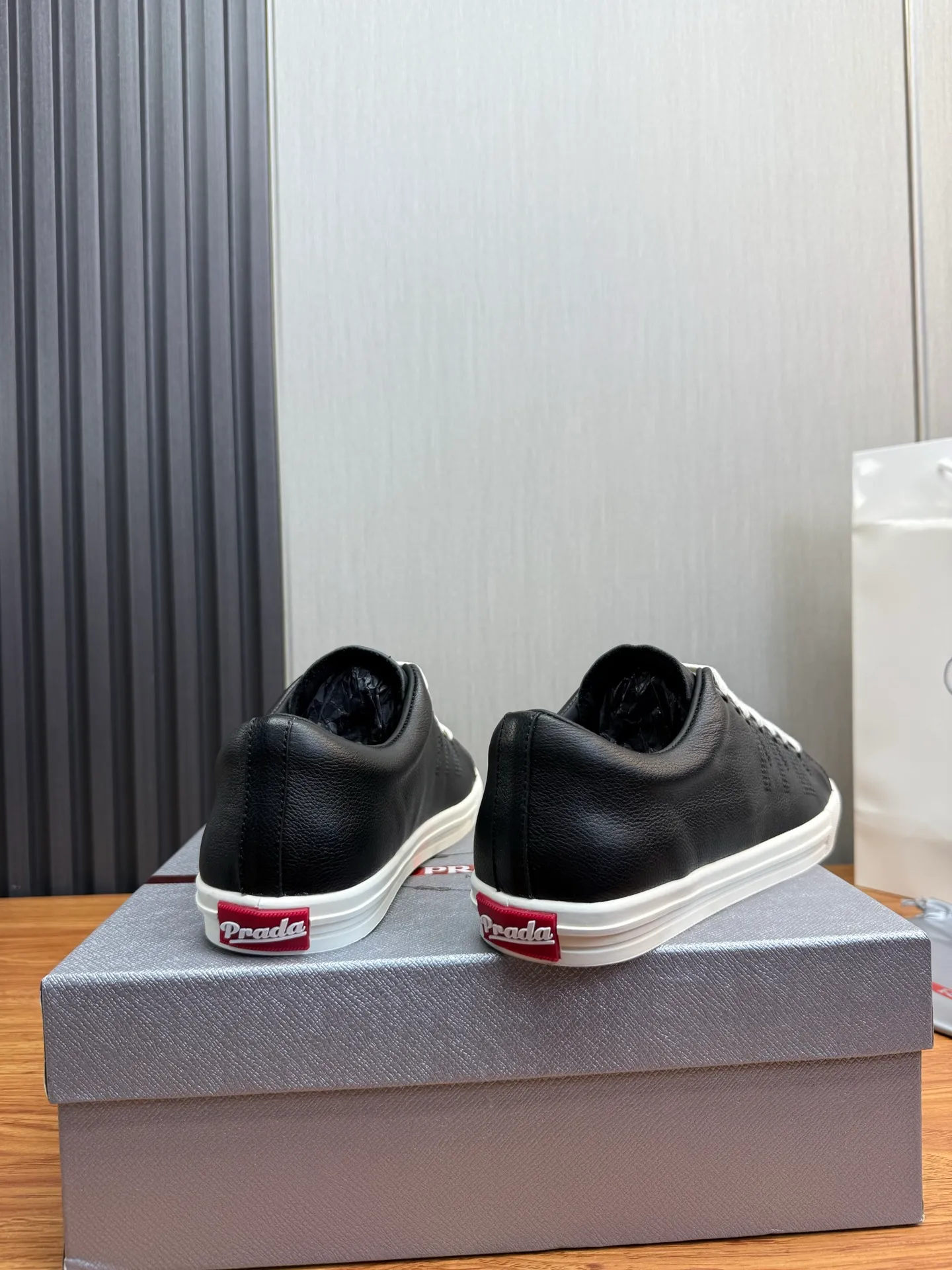 Men's shoes 560💰 [PRADA] Men's shoes are popular in the counter, the official website is synchronized, high-quality shipments ✔️Original cowhide + cowhide lining, 1🆚1 replica, original sole, 38-45 (45 customized, non-refundable)